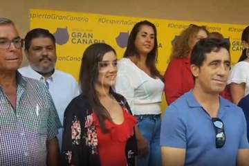 Unidos por Gran Canaria de Telde agasajó a los asistentes con un brindis al final del acto/TA y Acfi Press.
